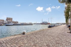 Maashavenkade1693072ESRotterdam-91 Review.jpg